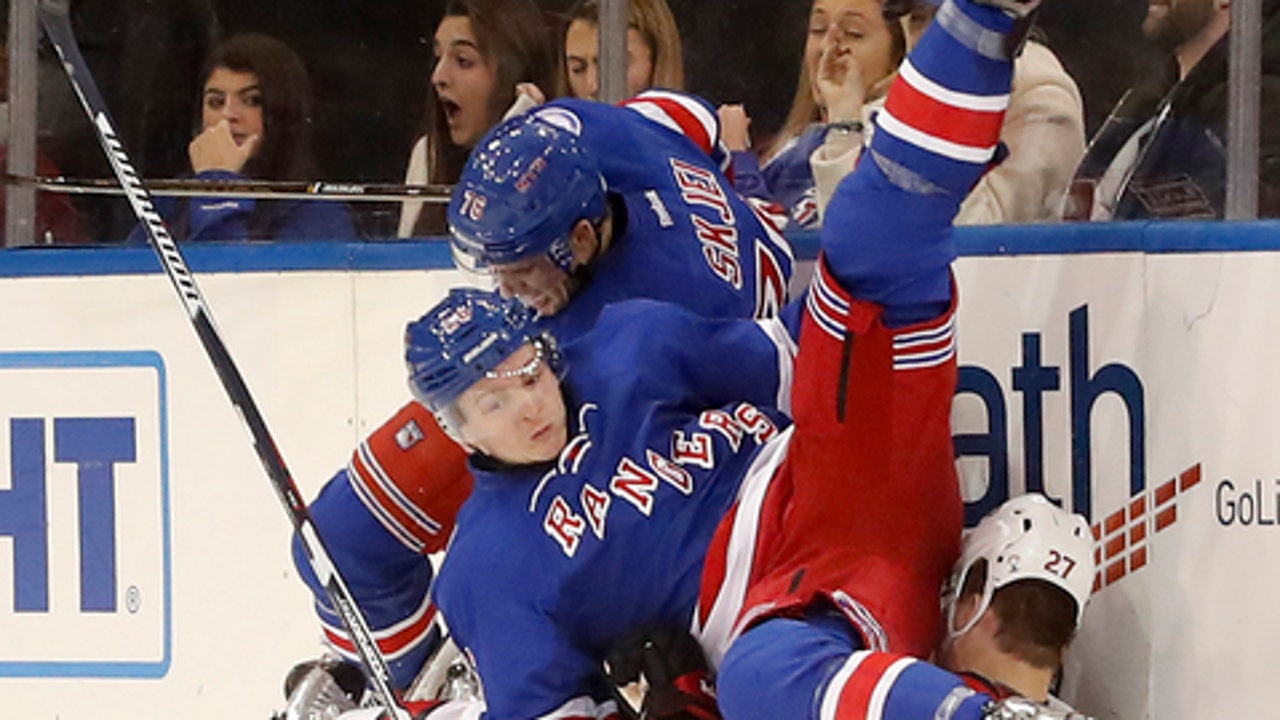 Rangers rally to down Senators 4-3 (Dec 27, 2016)